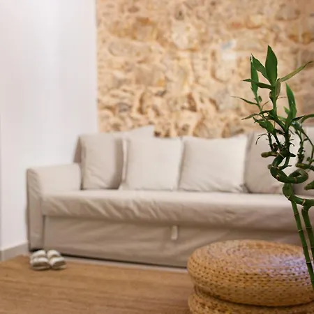 Orestis Downtown Holiday home